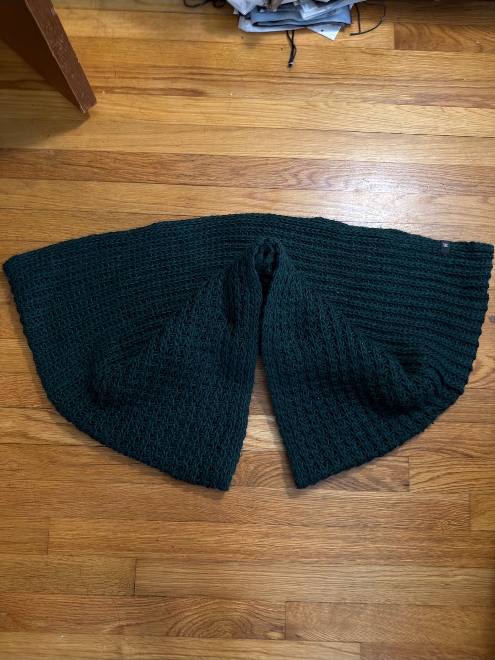 Marcella NYC Cozy Chunky Knit Women's Sweater Scarf - Picture 3 of 7